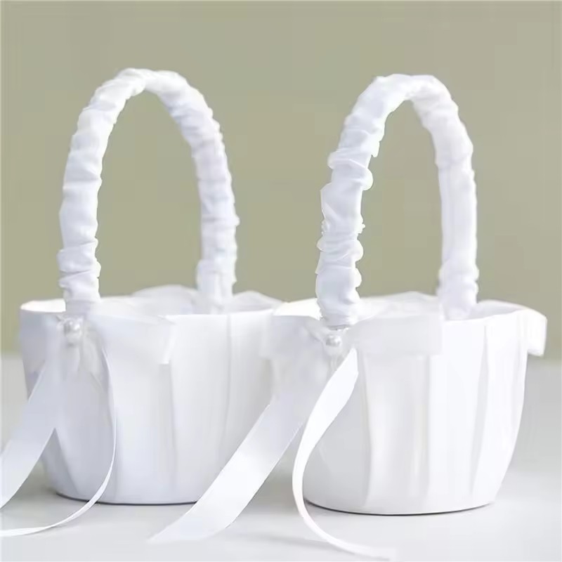 سلة زهور بيضاء من الساتان مع ف - مراجعة Gardening Tools Girls وسعره